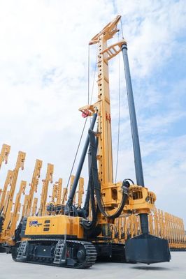 徐工再創(chuàng)輝煌 12款產(chǎn)品榮膺“金手指”與“TOP50”大獎，彰顯工程機(jī)械領(lǐng)軍實力